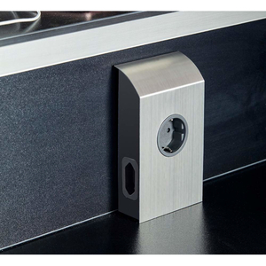 SFL   BORN IX 3x220, 2 USB (SCA9610)